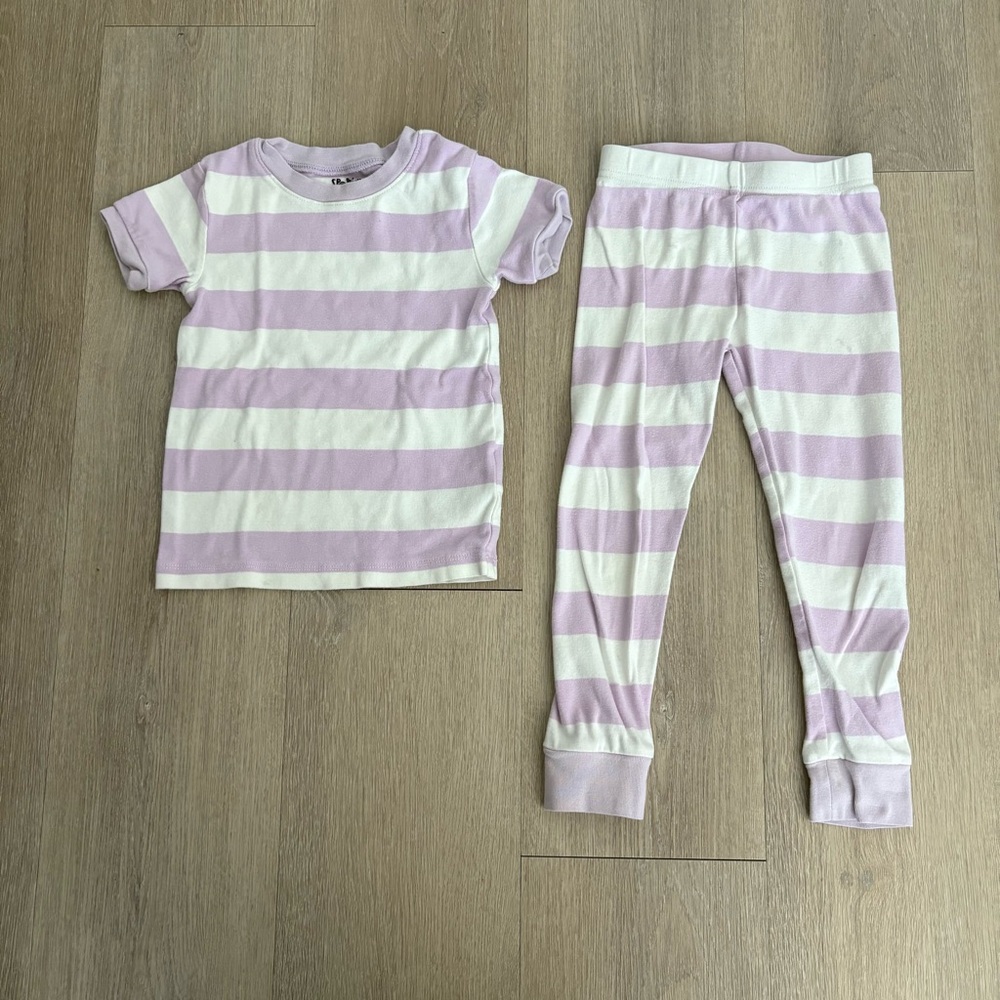 Spotted Zebra Girls Kids Pajamas 4T Purple Lavender White Striped 100% Cotton